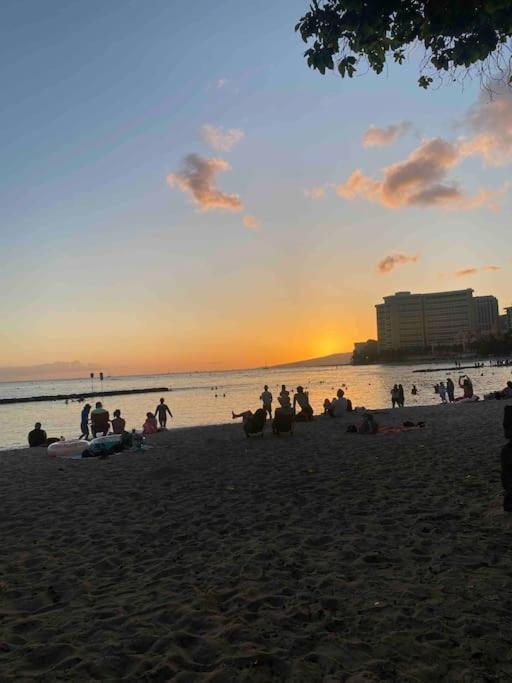 Seashore Waikiki Studio 1 Block From A Beach No Resort Fees Honolulu Exterior photo