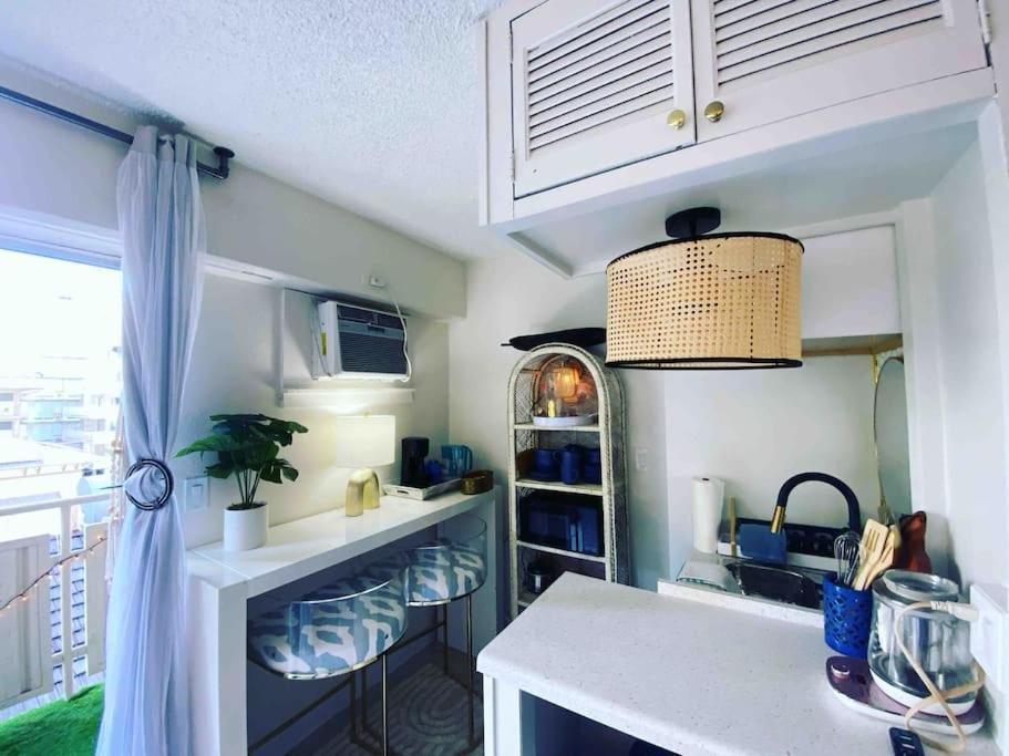 Seashore Waikiki Studio 1 Block From A Beach No Resort Fees Honolulu Exterior photo