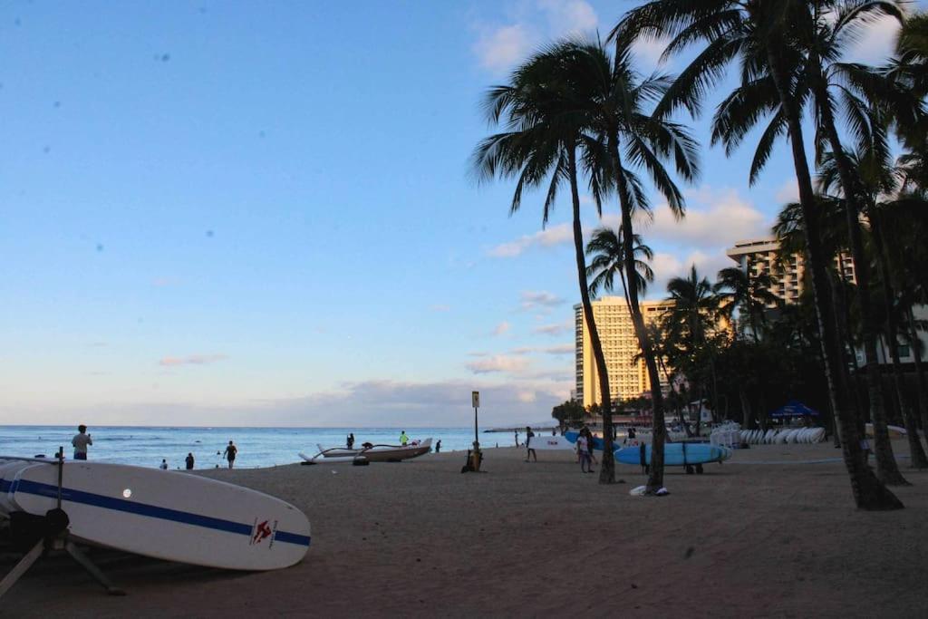 Seashore Waikiki Studio 1 Block From A Beach No Resort Fees Honolulu Exterior photo