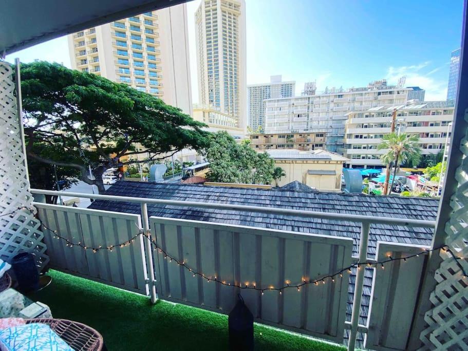 Seashore Waikiki Studio 1 Block From A Beach No Resort Fees Honolulu Exterior photo